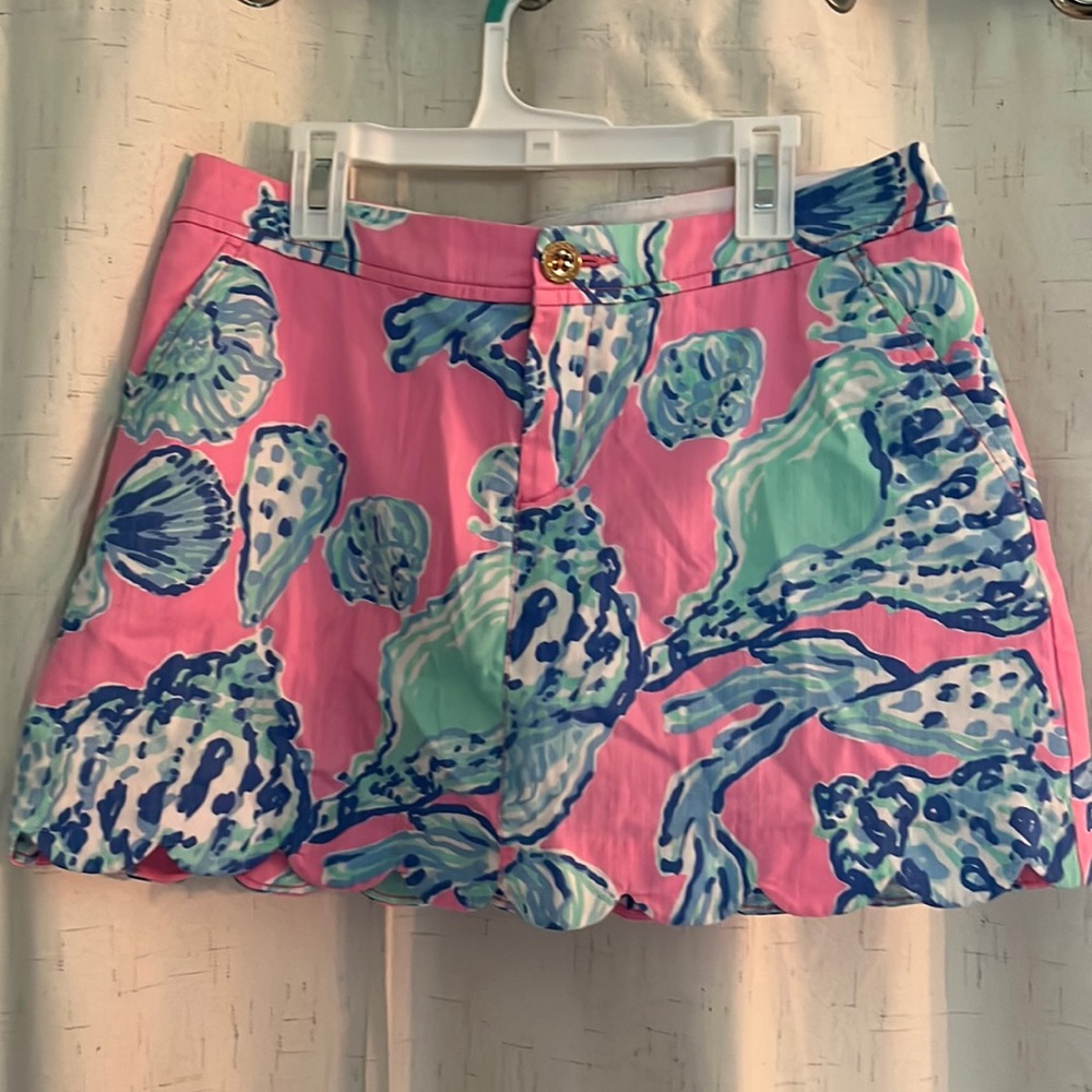 Lilly Pulitzer mini skort in barefoot princess